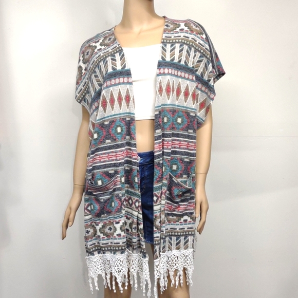Easel Size Small Aztec print open front and side poncho style Oversized Cardigan - Picture 1 of 11